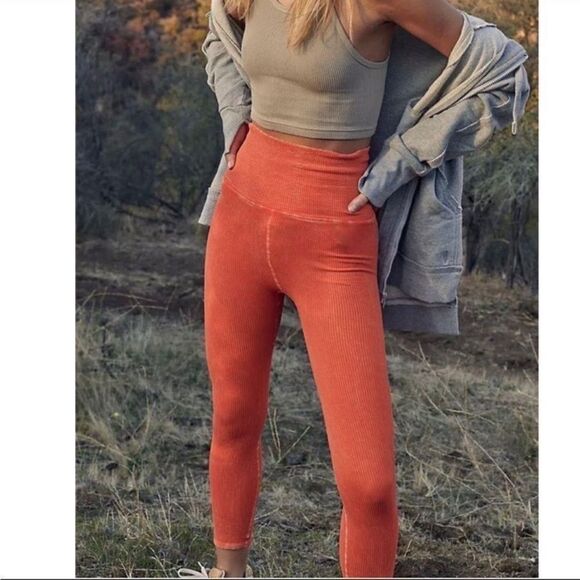Free People Pants - Free People Ultra High-Rise 7/8 Happiness Runs Leggings Size XS/S
